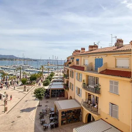 Bleu Azur - Avec Vue Sur Le Port *